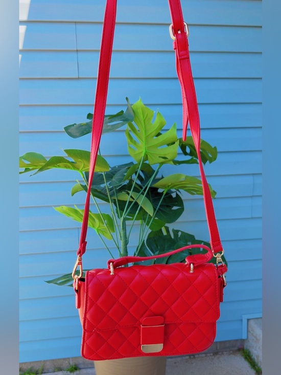 Handbags - Quilted Red Crossbody Shoulder Bag - Unbranded